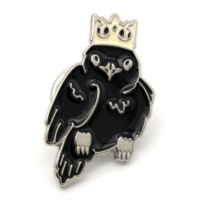 Crow-ned Pins measure 16mm x 25mm and come with a metal clutch backing.
